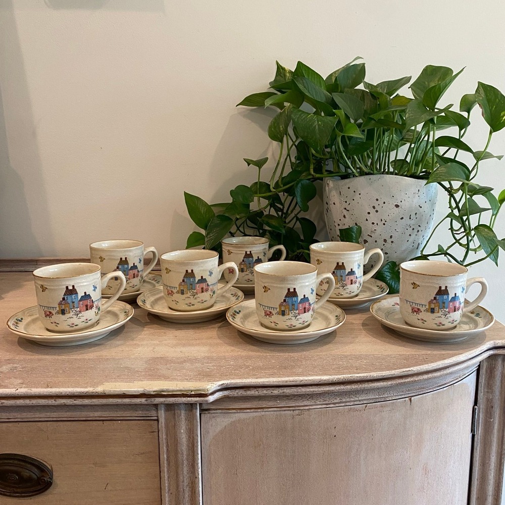 International Heartland Tea Cup and Saucer Set